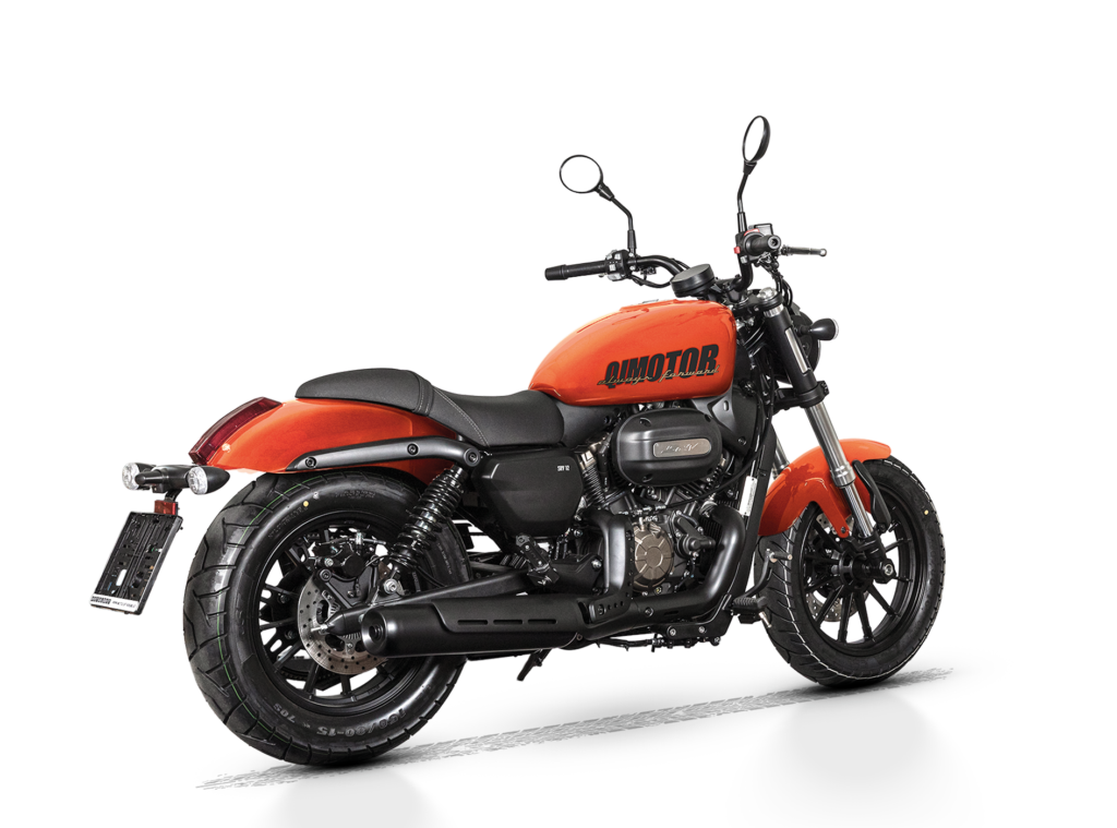 QJMOTOR SRV 12 in Orange – Heckansicht